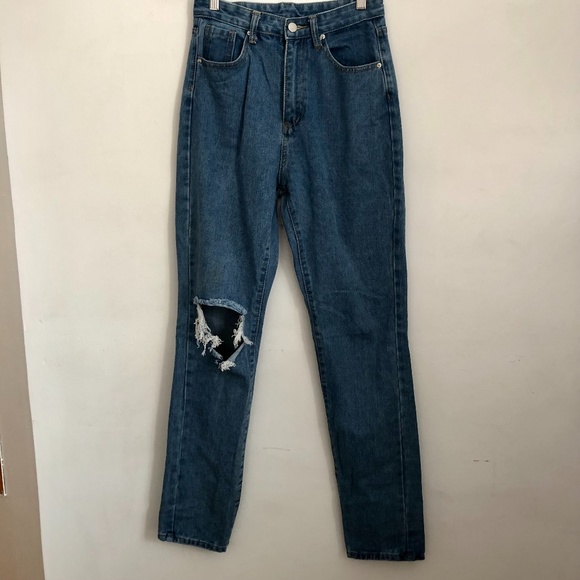 **$5 SALE** Shein Straight Leg Distresed High Waisted Jeans - Picture 1 of 4